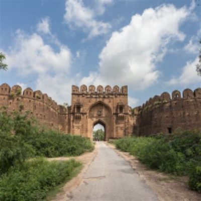 Le Rohtas Fort, Vestige Magnifique de l'Histoire Hindoue et Musulmane!