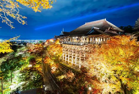 Le Kiyomizu-dera: Temple à l'architecture époustouflante surplombant Kyoto!